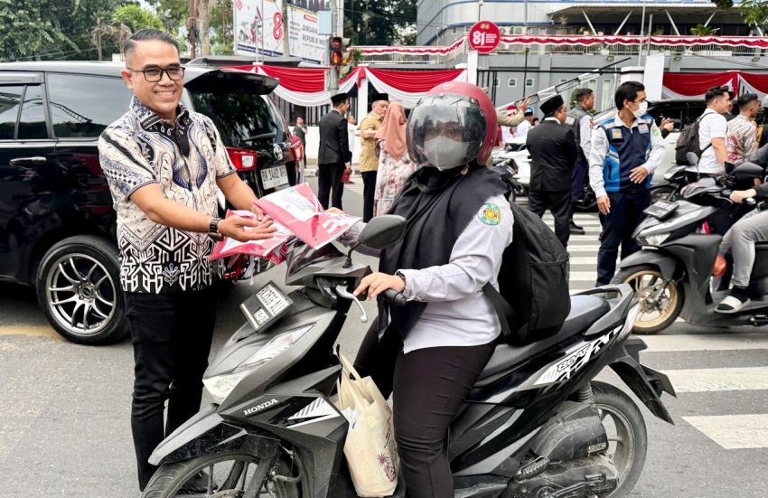 Pemko Dan PWPM Kibarkan Semangat Merah Putih di Jalanan Kota