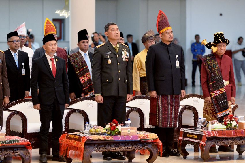 Gubernur Bobby Nasution Bersama Forkopimda Ikuti Upacara Detik-detik Proklamasi HUT Ke-81 RI Secara Virtual