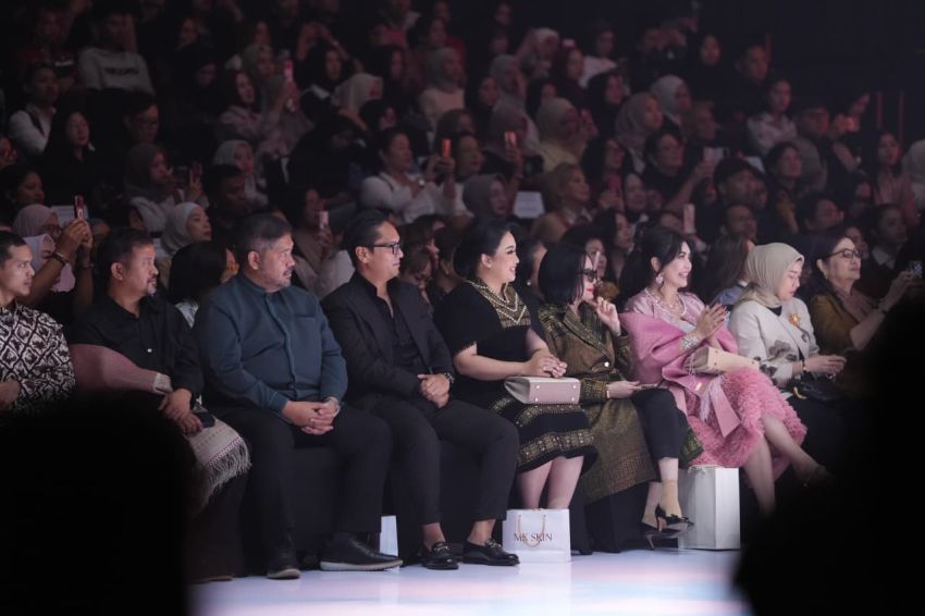 Horas! Anak Medan menggema di Indonesian Fashion Week