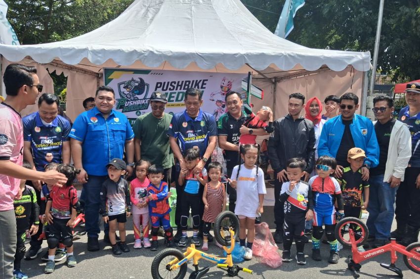 Rico Waas Pesankan Sportivitas dan Semangat Pantang Menyerah di BMX Drag Bike Piala Wali Kota Medan 2026