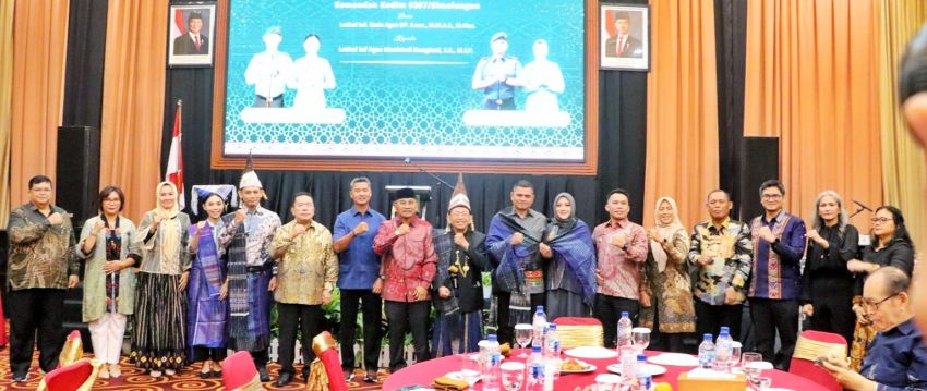 Bupati Simalungun Bersama Wakil Bupati dan Jajaran Forkopimda Hadiri Acara Pisah Sambut Dandim 0207/Sml*