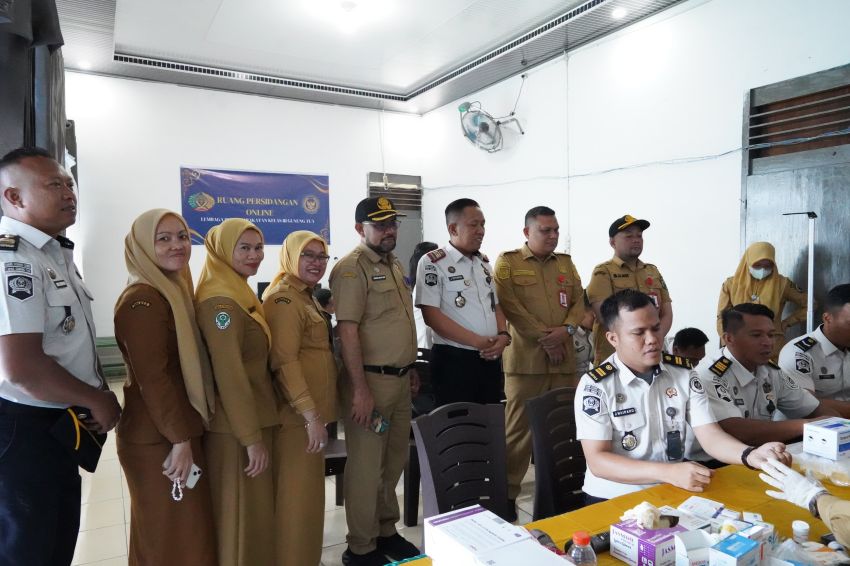 Jelang HUT ke-81 RI, Ratusan Warga Binaan Lapas Gunungtua Ikuti Cek Kesehatan Gratis