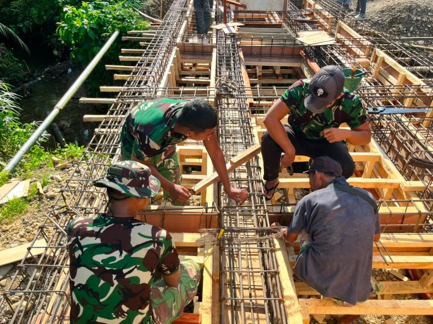 Satgas Karya Bakti TNI Terus Melanjutkan Pembangunan Jembatan Beton di Mehaga