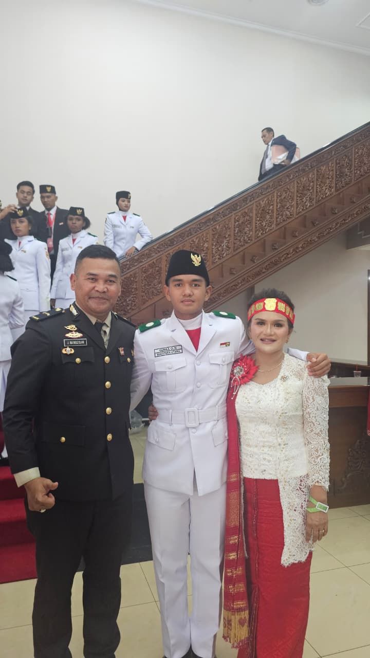 Putra Personel Polres Tapsel Cetak Prestasi Nasional, Gussa Oliver Jadi Paskibraka di Istana