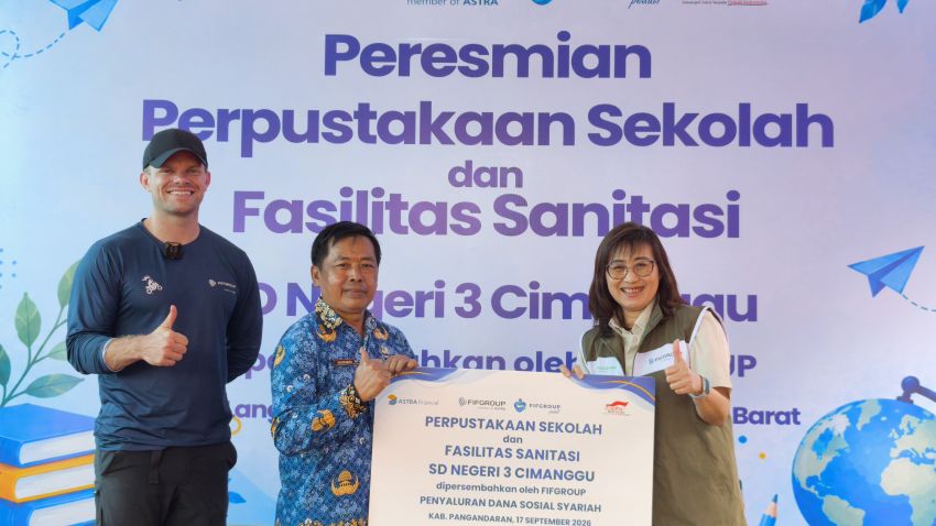 FIFGROUP Dukung Fasilitas Pendidikan dan Sanitasi SD Negeri 3 Cimanggu, Pangandaram