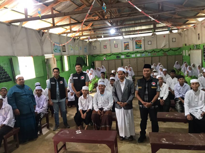 Cegah Narkoba Sejak Dini, Satresnarkoba Polres Tapsel Edukasi 95 Santri di Pesantren