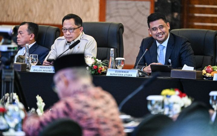 Mendagri Apresiasi Inisiatif Bobby Satukan 10 Gubernur se-Sumatera Perkuat Kolaborasi Pembangunan