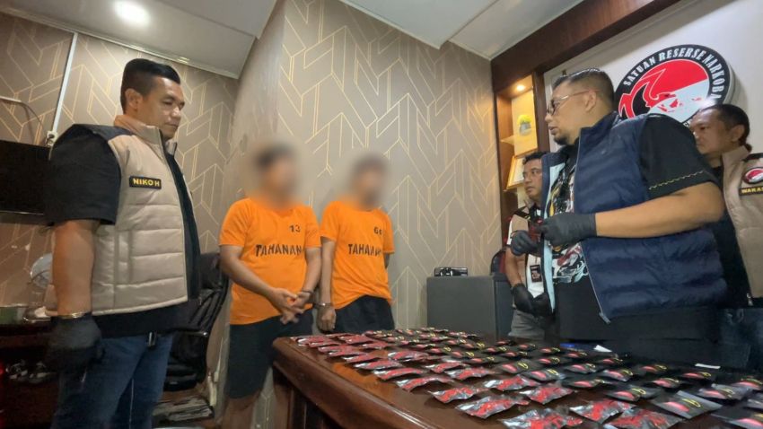 Bawa 100 Pcs Pod Getar dari Kamboja, Seorang Oknum DJ Ditangkap Polisi di Jalan Asrama Medan