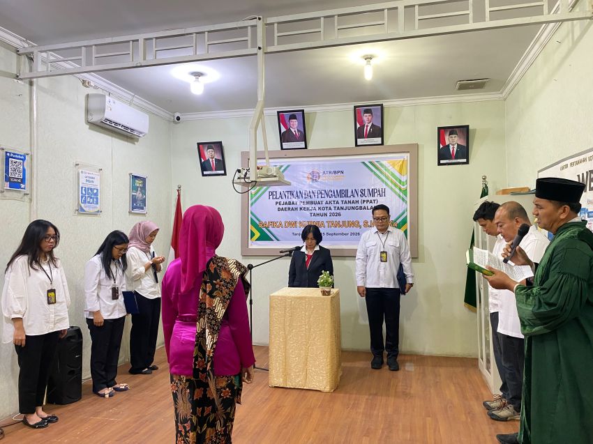 Rafika Dwi Kurnia Tanjung Dilantik Jadi PPAT Kota Tanjungbalai