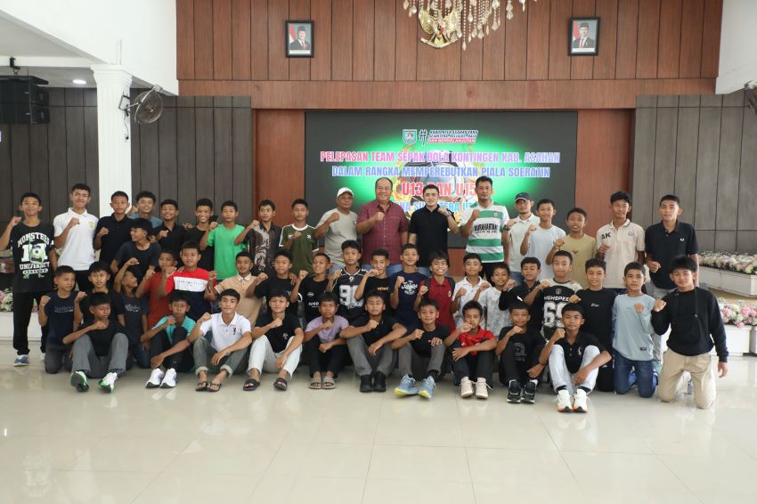 Bupati Asahan Lepas Kontingen Sepak Bola Piala Soeratin U-13 dan U-15: Jaga Sportivitas, Ukir Prestasi Membanggakan Daerah