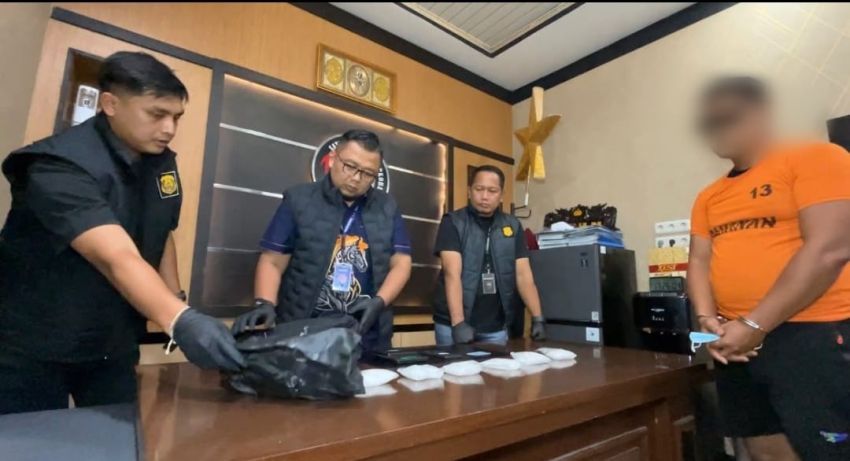 Penumpang Bus Travel Ditangkap Bawa Sabu 480 Gram, Hendak Dikirim ke Aceh