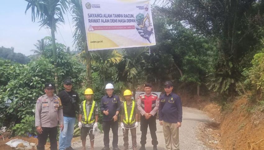 Polres Tapsel Kawal Sosialisasi Bahaya PETI di Angkola Selatan, Imbauan Dipasang di 3 Desa