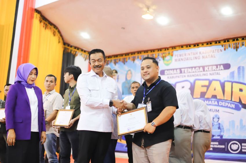 304 Lowongan Dibuka di Job Fair Madina, Bupati Saipullah Dorong Warga Manfaatkan Peluang Kerja