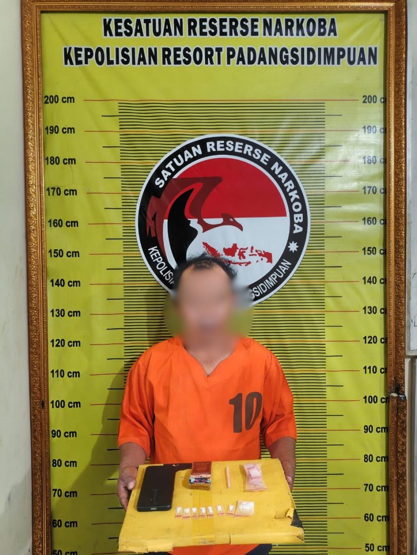 8 Paket Sabu 3,89 Gram Disita, Residivis 45 Tahun Dibekuk Polres Padangsidimpuan