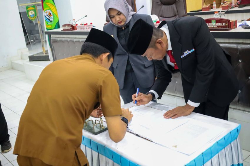 APBD Madina 2026 Disepakati, Bupati Saipullah: Kejar Manfaat Pembangunan, Bukan Cuma Serapan