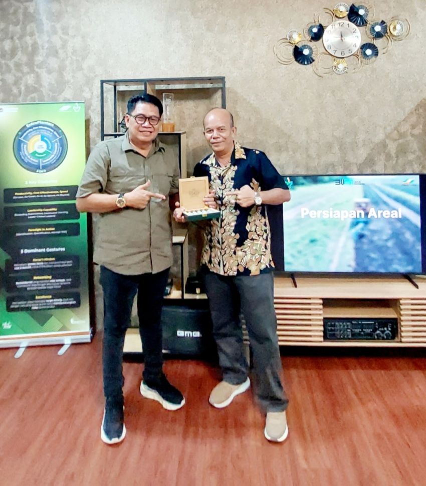 Ceo Sumut24 Group Anto Genk : Cigar, Dari Gaya Hidup Jadi Cara Membangun Networking