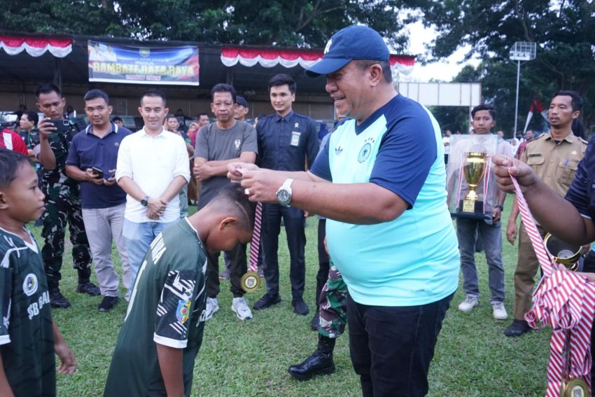 Bupati Asahan Tutup Rambate Rata Raya Cup U-10, Sepak Bola Usia Dini Akan Berkelanjutan Setiap Tahun