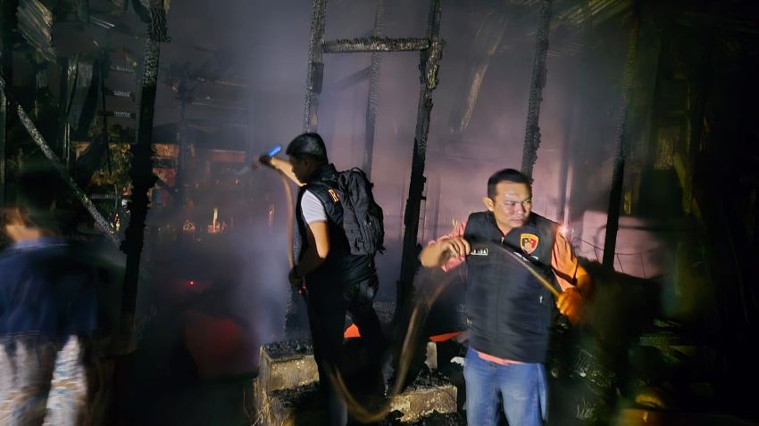 Api Mengamuk di Batang Toru, Rumah Panggung 8x10 Meter Habis Terbakar