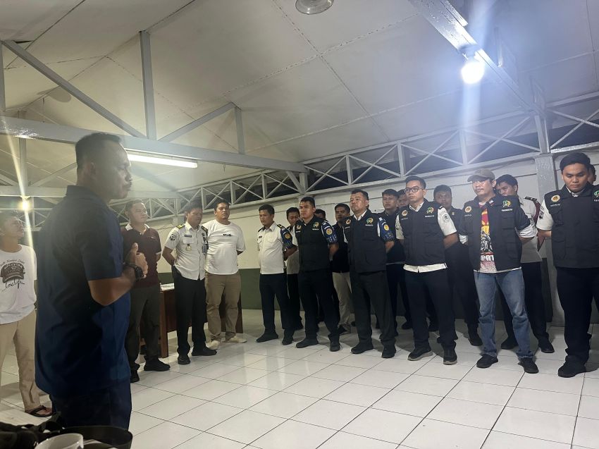 Teguhkan Komitmen Berantas Halinar, Kalapas Pematangsiantar Larang Petugas Bawa Handphone ke Blok Hunian