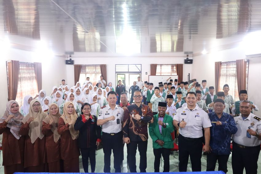 Buka Sosialisasi Bahaya Narkoba, Wakil walikota Tanjungbalai Ajak Pelajar Jadi Generasi Unggul dan Anti Narkoba