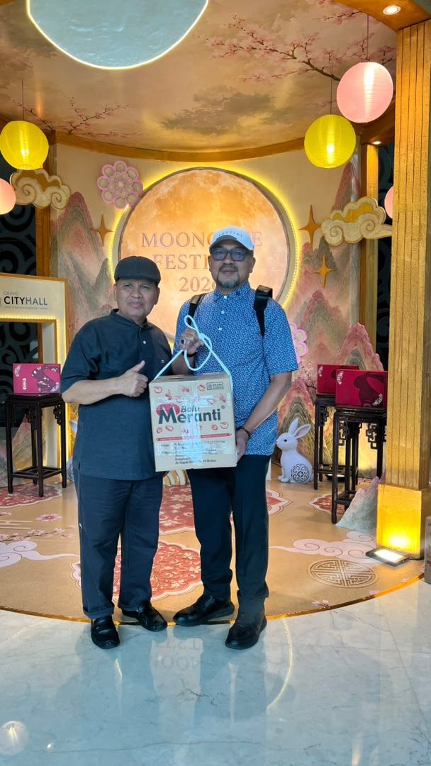 Presiden PTM Eksekutif Sumut H. Ikrom Helmi Nasution Lepas Datuk Bandar Alor Setar