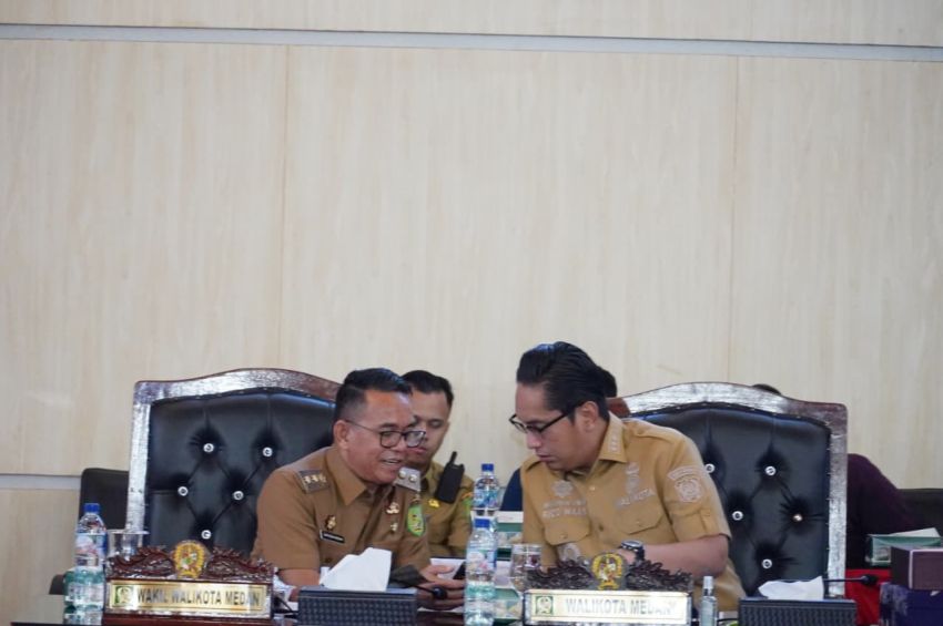 Tanggapi Pandangan Fraksi DPRD, Rico Waas Jelaskan Alasan Pencabutan Perda Nomor 2 Tahun 2013