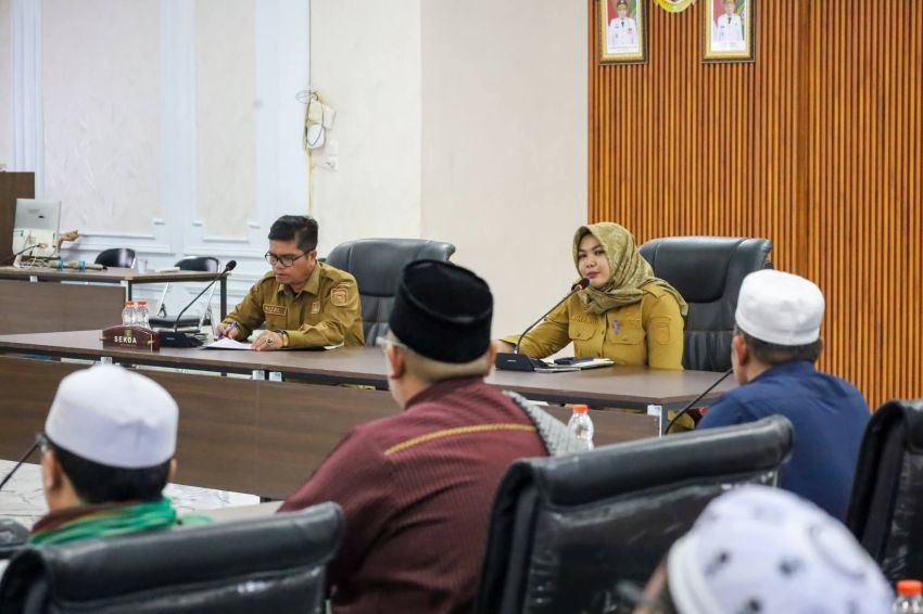 Tak Perlu 10-12 Jam ke Kualanamu, Wabup Atika Ajak Travel Umrah Manfaatkan Bandara JHN