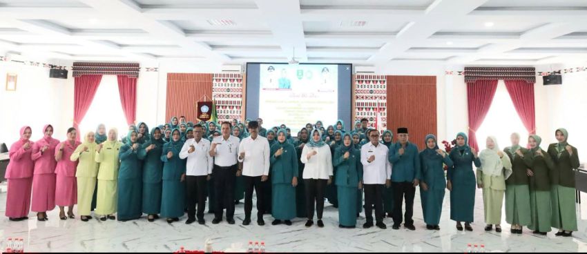 Pengurus TP PKK Madina 2026-2030 Resmi Dilantik, Bupati Saipullah Nasution Soroti Narkoba hingga Perkawinan Anak