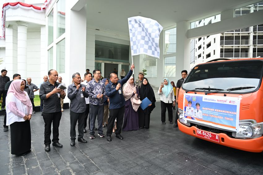 Pemprov Sumut Kirim 1 Ton Makanan Siap Saji untuk Korban Bencana NTT