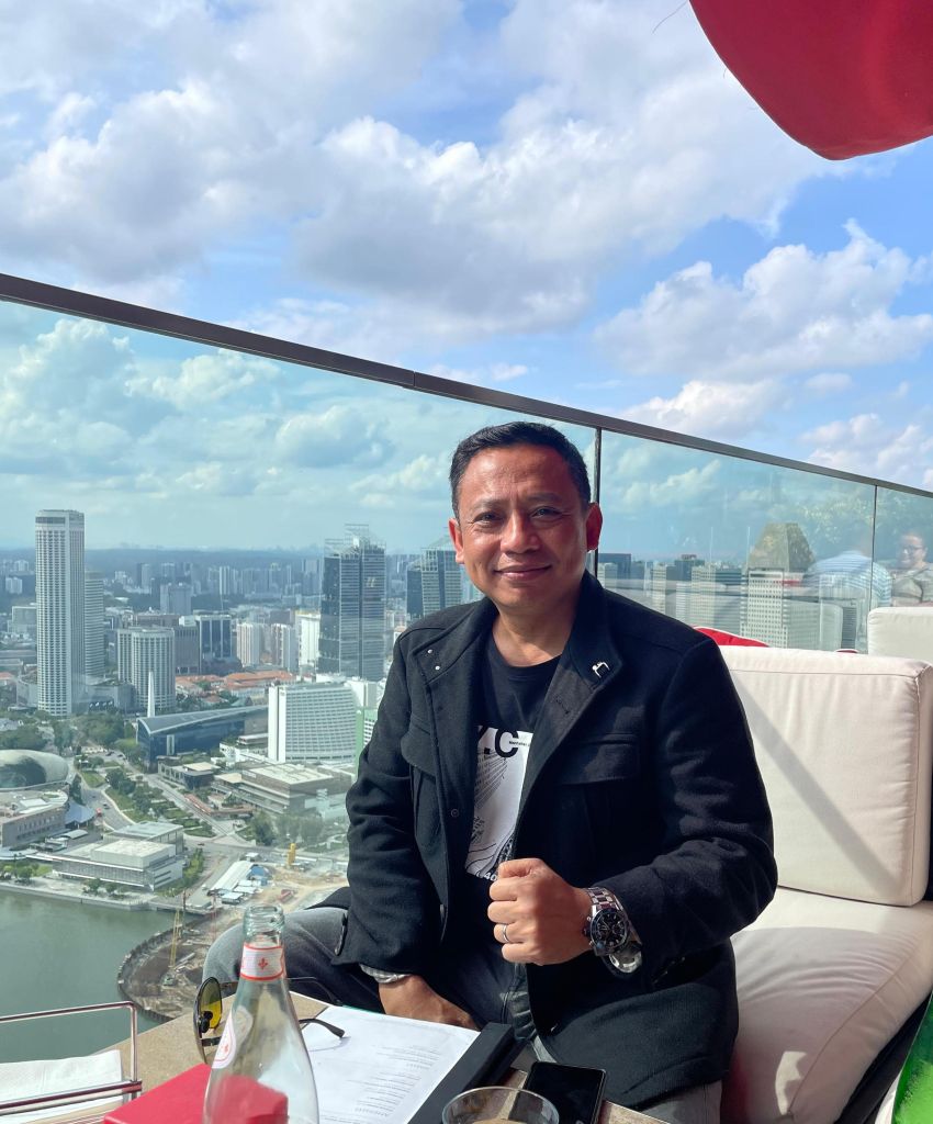 Andi Yuslim Patawari: Bagai Air yang Terus Mengalir dan Api yang Tak Mau Padam
