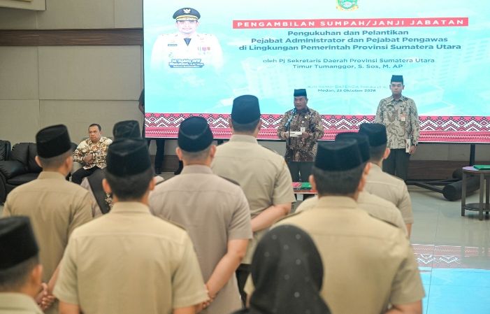 Lantik 15 Pejabat Bapenda, Pj Sekdaprov Sumut Tekankan Optimalisasi PAD