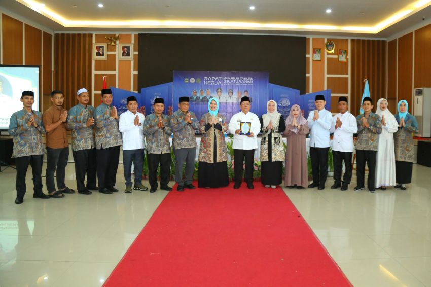 Wali Kota diwakili Sekda menghadiri Perayaan Pesta Pelindung Paroki Santo Fransiskus Assisi