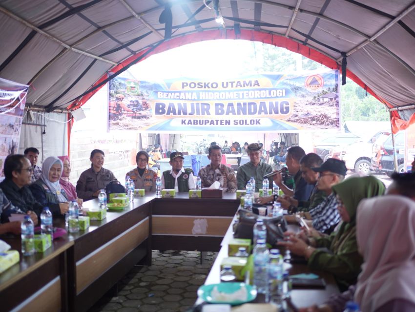 &lrm;Masa Tanggap Darurat Banjir Bandang Arosuka Diperpanjang Dan Pemkab Solok Perkuat Penanganan dan Kesiapsiagaan