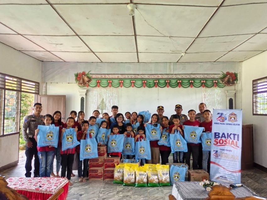 HUT ke-75 Humas Polri, Polres Tapsel Berbagi Kasih dengan Anak Panti Asuhan Debora