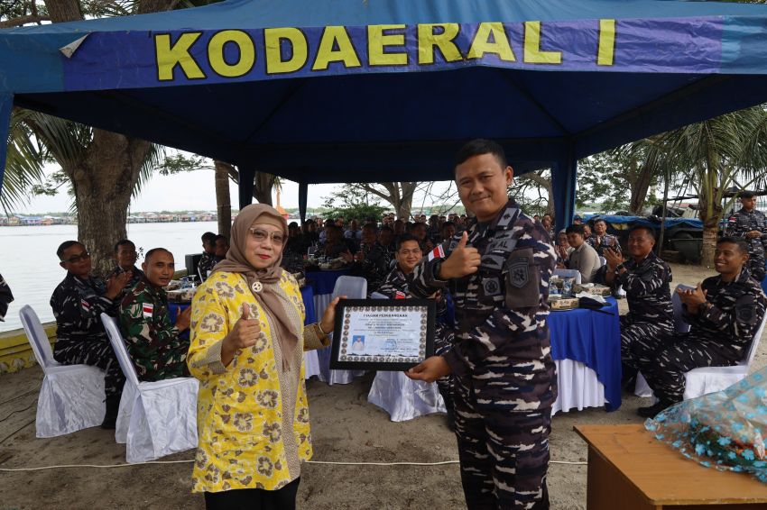 &lrm;Satrol Kodaeral I Mengabdikan Dua Wajah Pengabdian, Ada Bahagia Bercampur Haru