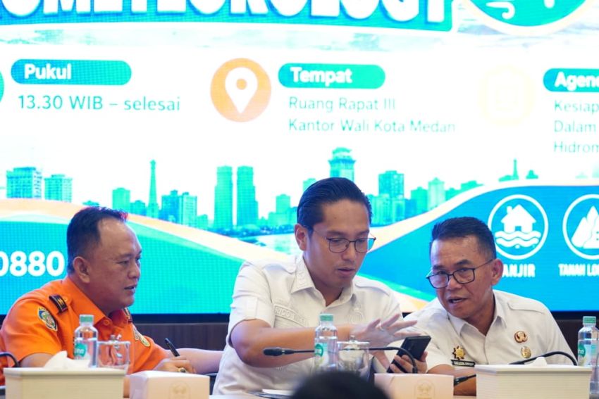 Siaga Bencana Hidrometeorologi, Wali Kota Medan Pimpin Rapat Koordinasi "Jangan Sampai Kita Kalang Kabut"