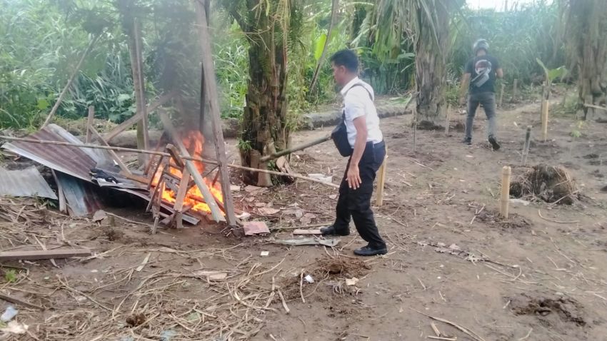 Barak Narkoba di Jalan Brigjen Katamso, Gang Nasional Dibakar