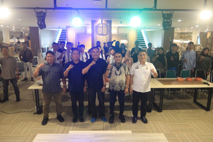 Wali Kota Medan Rico Waas Dukung Pelatihan Fotografi PWPM, Ajak Pelajar Berani Berkarya