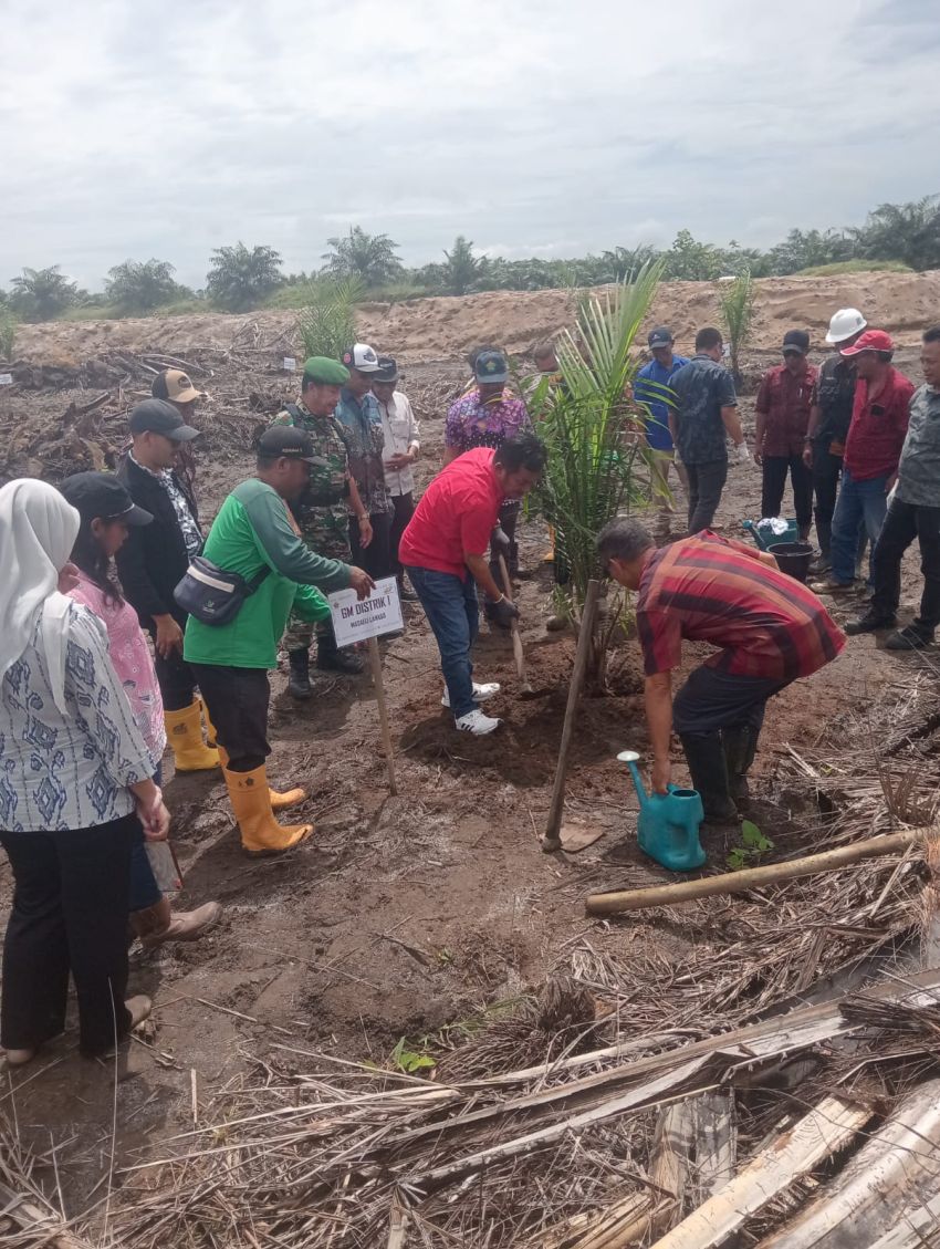 PTP N lV Regional ll kebun Bah Jambi Tanam Perdana Tahun 2026