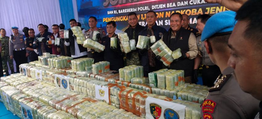 Polri, BNN dan Bea Cukai Ungkap Penyelundupan 1 Ton Narkoba Jenis Ketamin