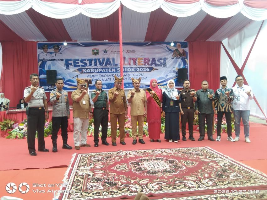Bupati Solok Buka Festival Literasi, Ajak Masyarakat Cerdas Menyaring Informasi dan Tangkal Hoaks