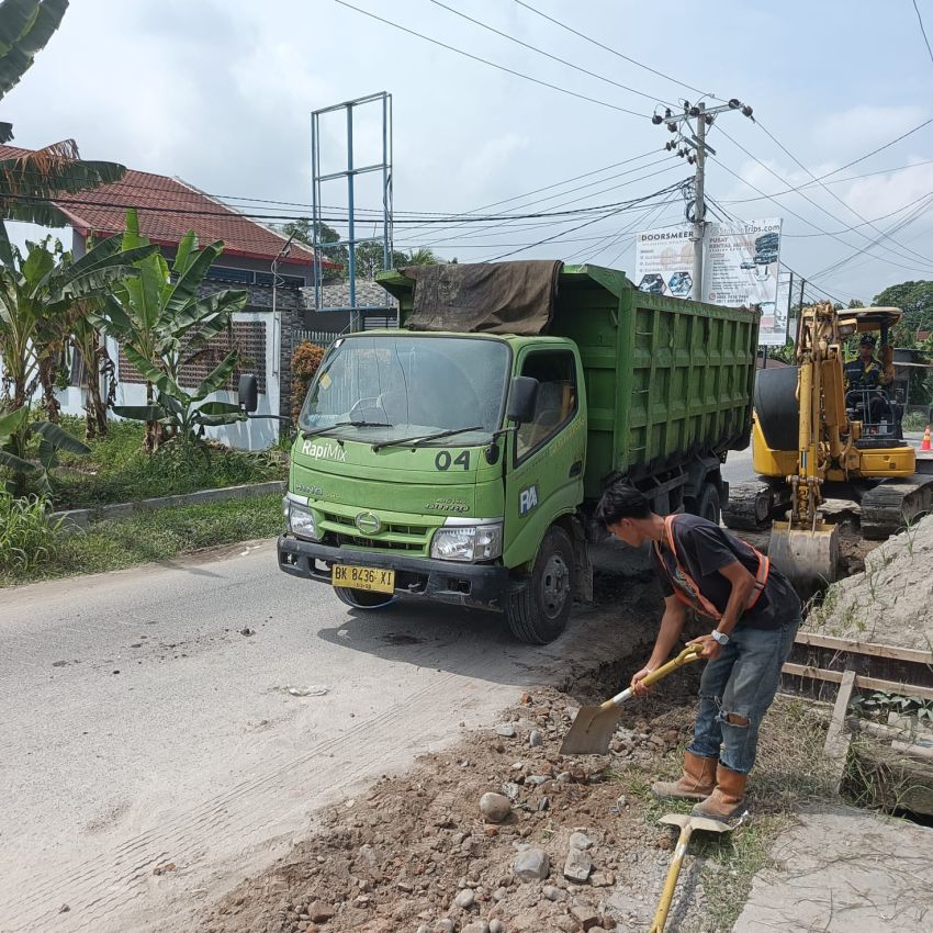 Proyek Bahu Jalan di Paya Gambar Dikeluhkan Warga, Pengaturan Lalu Lintas Dipertanyakan