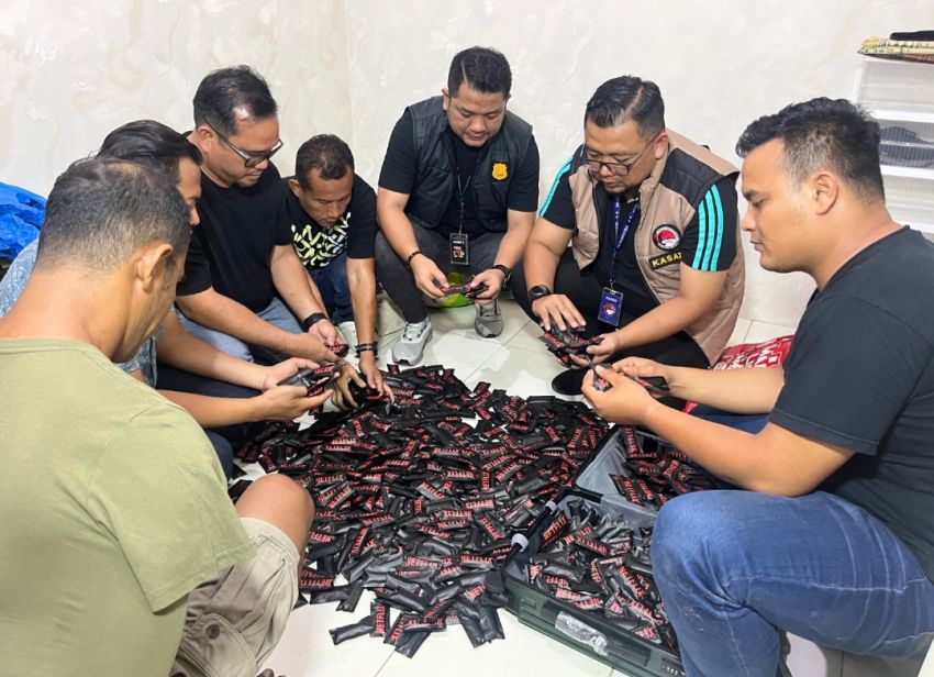 Satresnarkoba Polrestabes Medan Gerebek Gudang Penyimpanan 1.152 Vape Narkoba Berkedok Bengkel Bandar Berstatus Residivis Diciduk