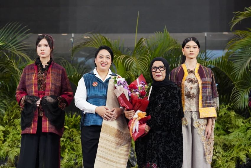 Kreativitas Desainer Lokal Memukau di MFCF 2026, Ketua Dekranasda Kota Medan Beri Apresiasi Tinggi