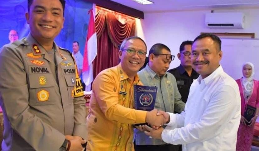 Sekda Padangsidimpuan Buka Konferensi PWI Tabagsel IX, Wartawan Didorong Makin Profesional