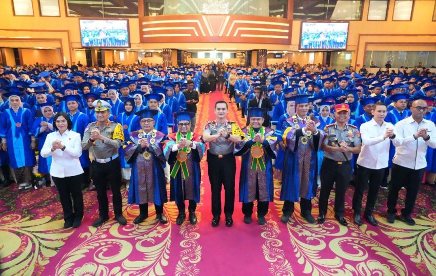 Kapolda Sumut Ajak Wisudawan UMSU Jaga Persatuan dan Semangat Nasionalisme