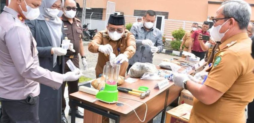 Wali Kota Padangsidimpuan Apresiasi Kejari Musnahkan Barang Bukti dari 68 Perkara, 51 Kasus Narkotika