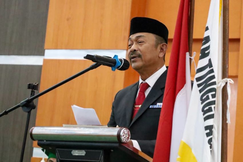 Di Tengah Gempuran AI, Bupati Saipullah Minta Sarjana STAIN Madina Tetap Berpegang pada Iman